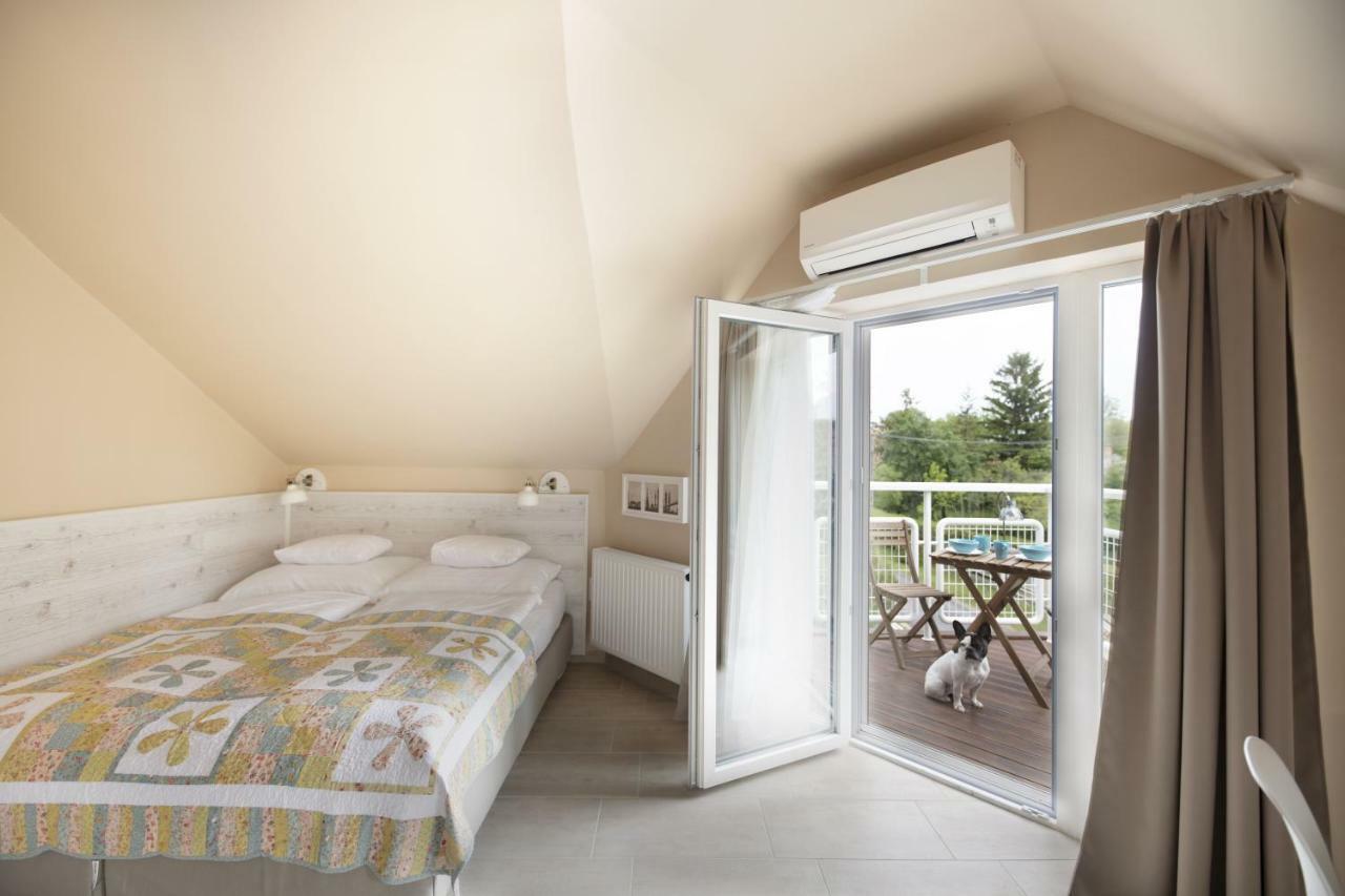 Topart Apartman I Balatonfenyves Exterior photo